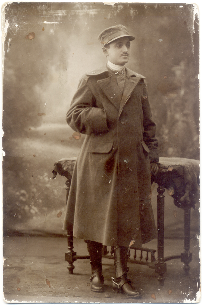 Domenico Nicosia. Foto di Cavaja, Torino, 1916